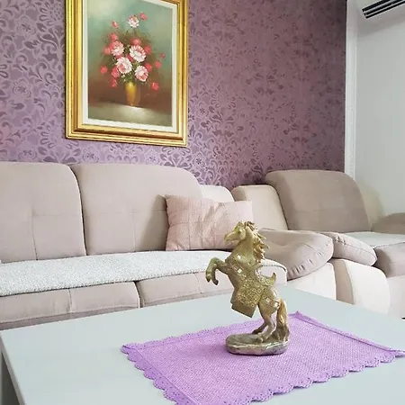 Riverside Apartman