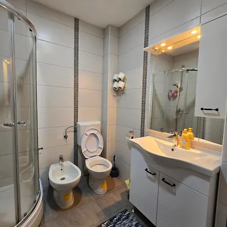 Riverside Apartman *
