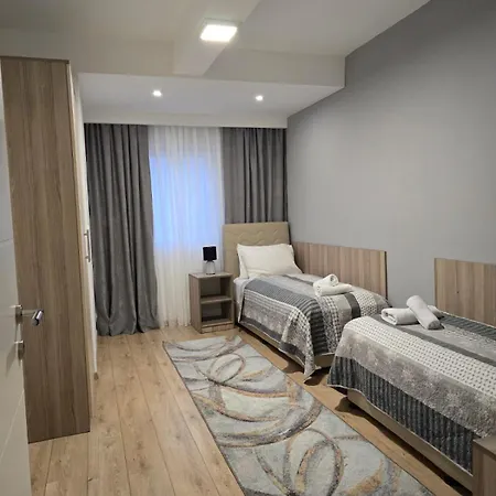 Riverside By Inntown Apartment