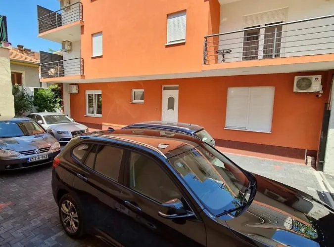 Riverside Apartman *