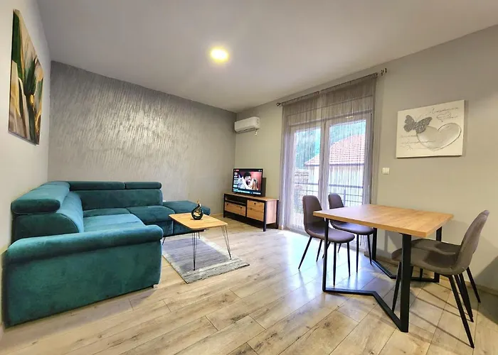 Riverside * 莫斯塔尔