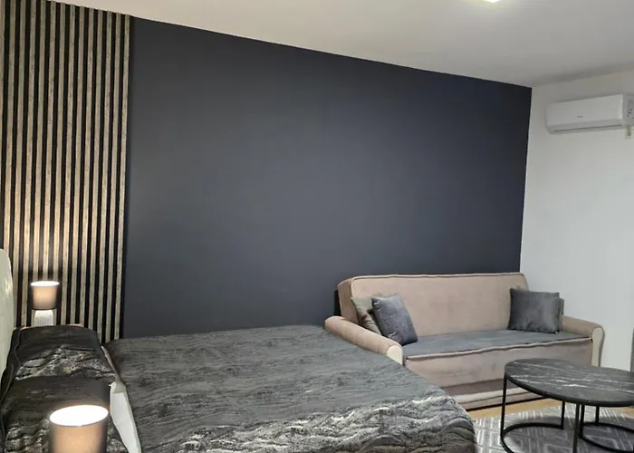 Riverside 莫斯塔尔