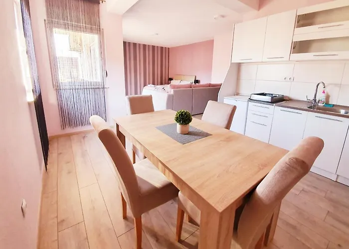 Riverside 莫斯塔尔